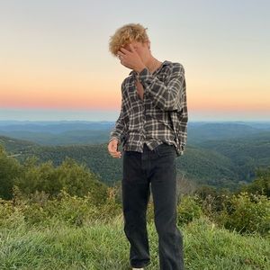 Meet your Posher, James